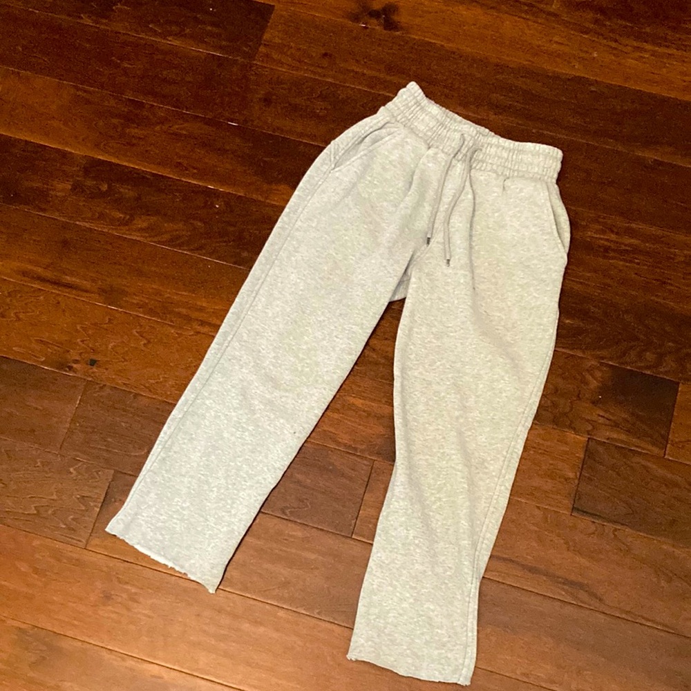 KYOYO Grey Sweatpants XS